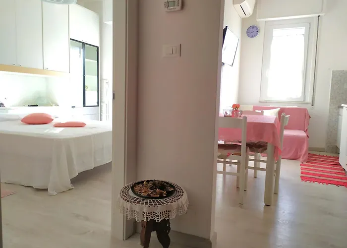 Casa Rosita Lejlighed Spotorno